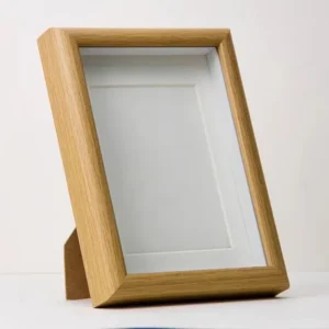 Shadow picture frame